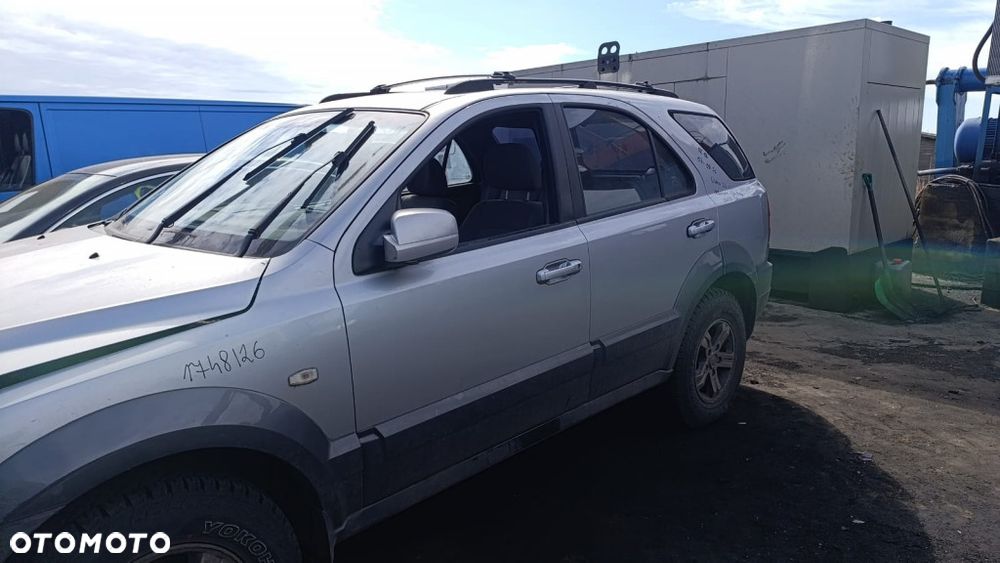 36052 Kia Sorento I model od 02-07 silnik 2.4 G4JS skrzynia GU04G lakier AW - 1