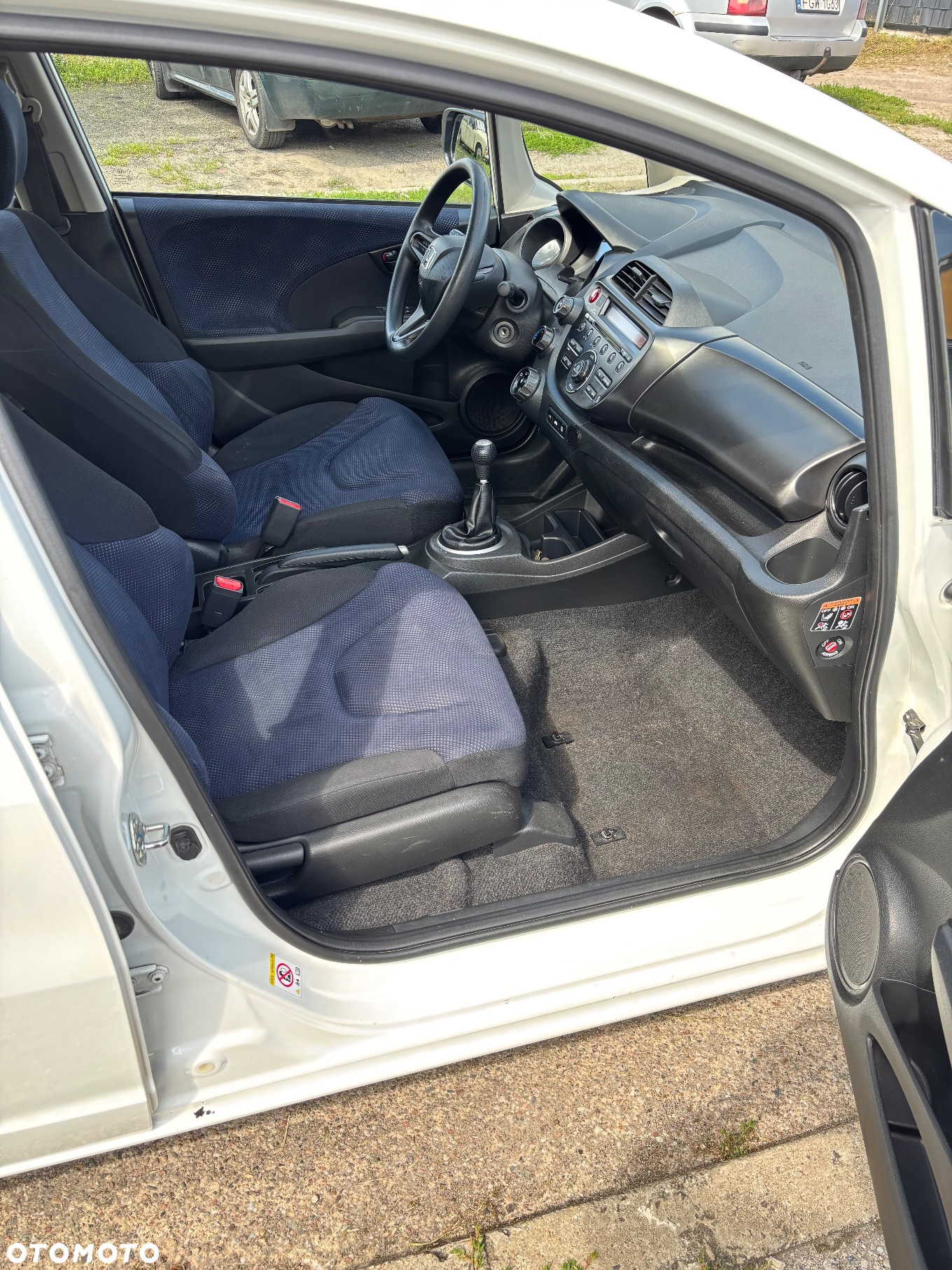 Honda Jazz 1.2 Base - 12
