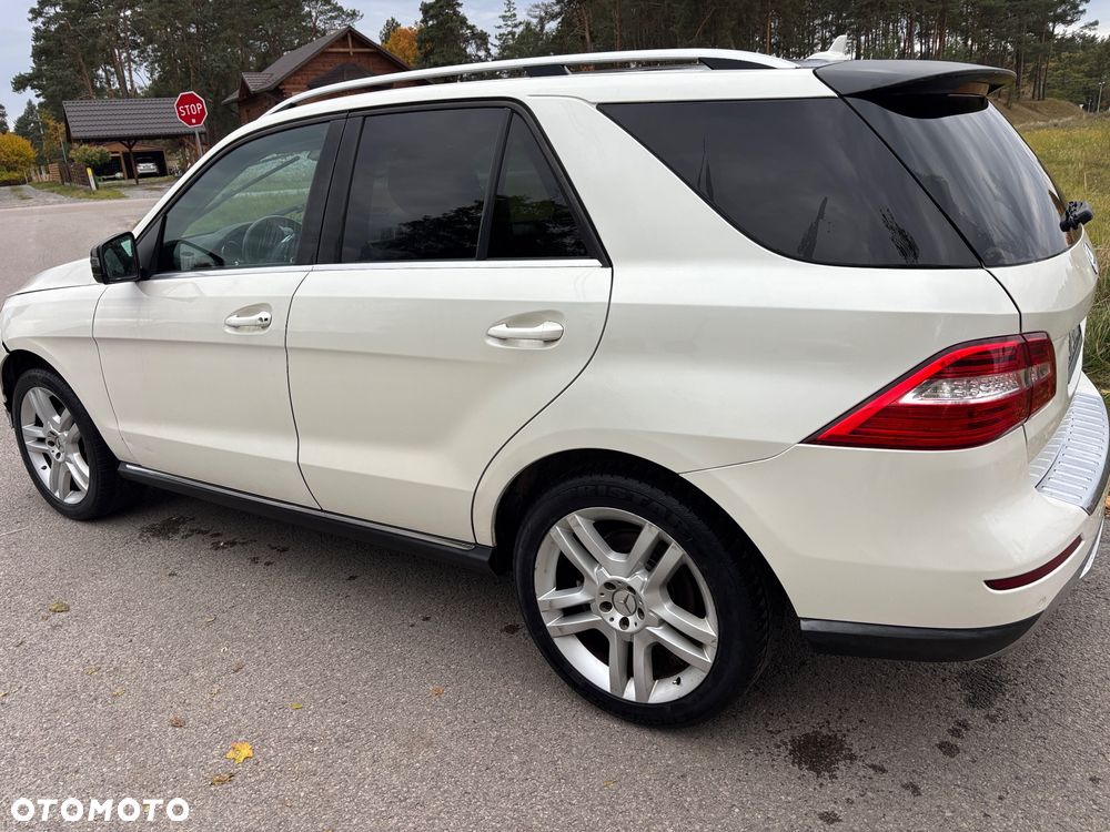 Mercedes-Benz ML 350 BlueTEC 4MATIC 7G-TRONIC Edition 1 - 24