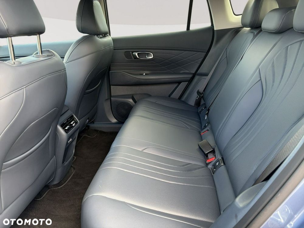 Geely Starray - 27