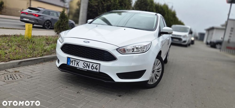 Ford Focus 1.0 EcoBoost Start-Stopp-System Ambiente - 2