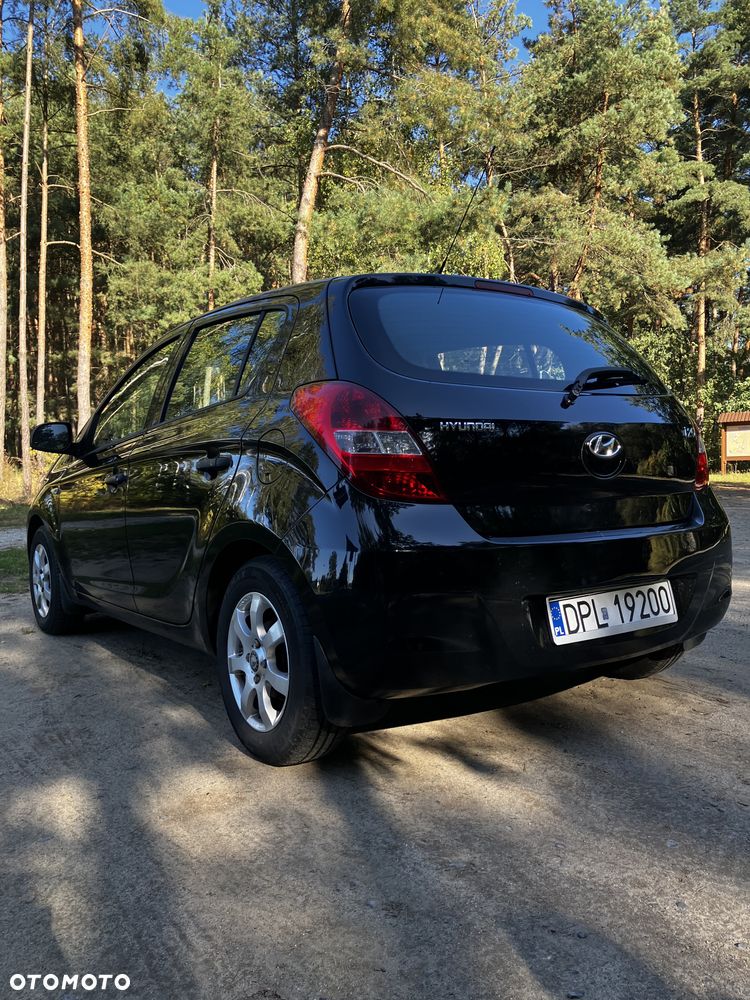 Hyundai i20 1.2 Comfort EU5 - 3