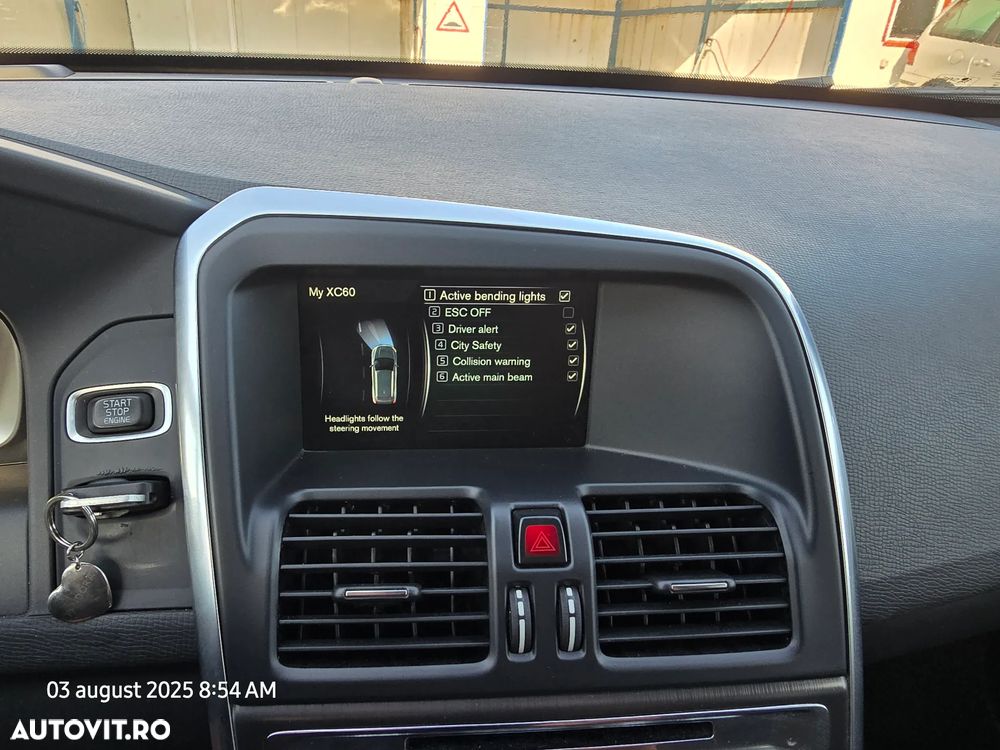 Volvo XC 60 D4AWD Momentum - 6