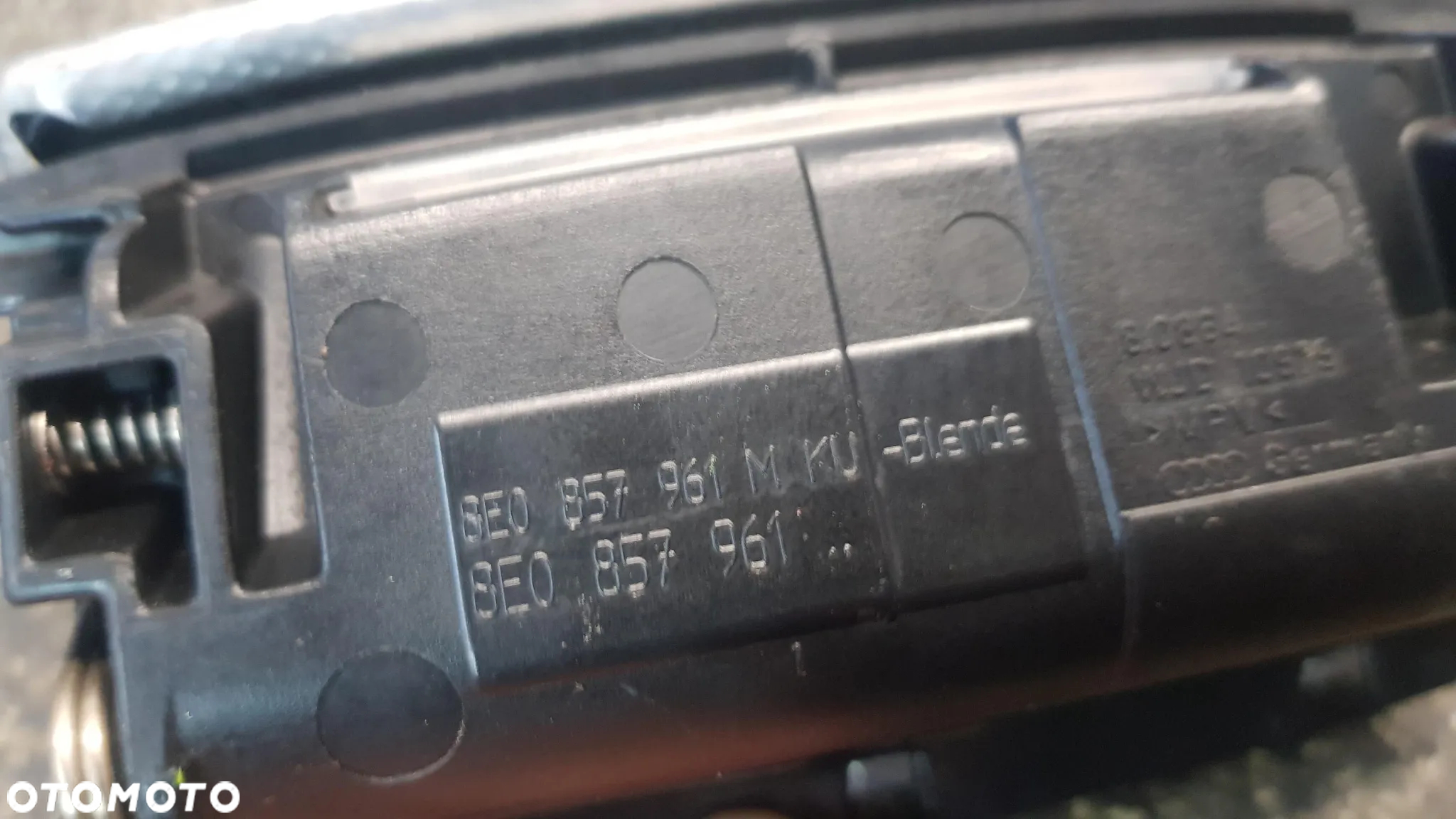 POPIELNICZKA TYŁ TYLNA AUDI A4 B6 2S1 CARBON RYBIA ŁUSKA - 5