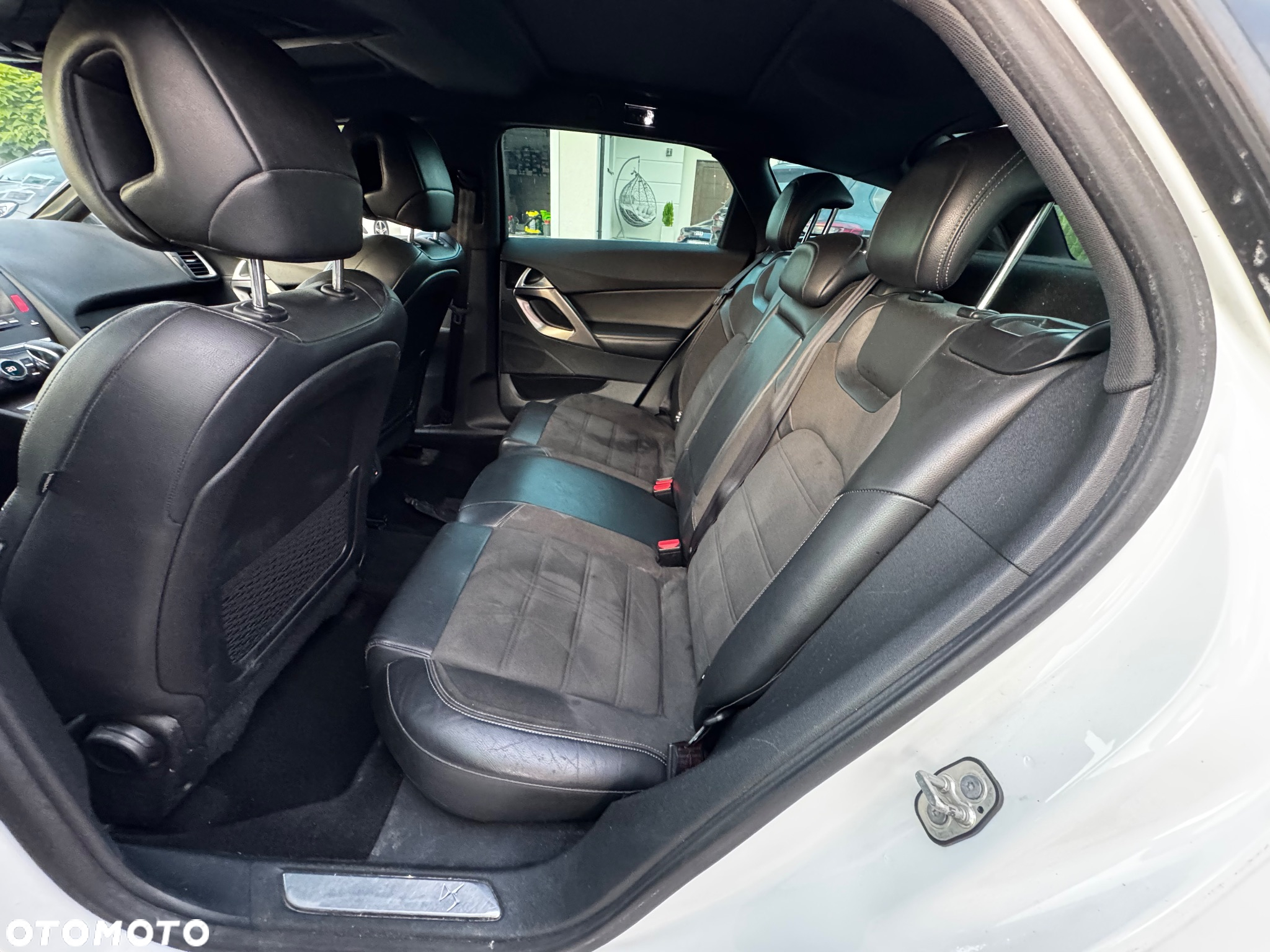 Citroën DS5 2.0 BlueHDi SoChic - 4