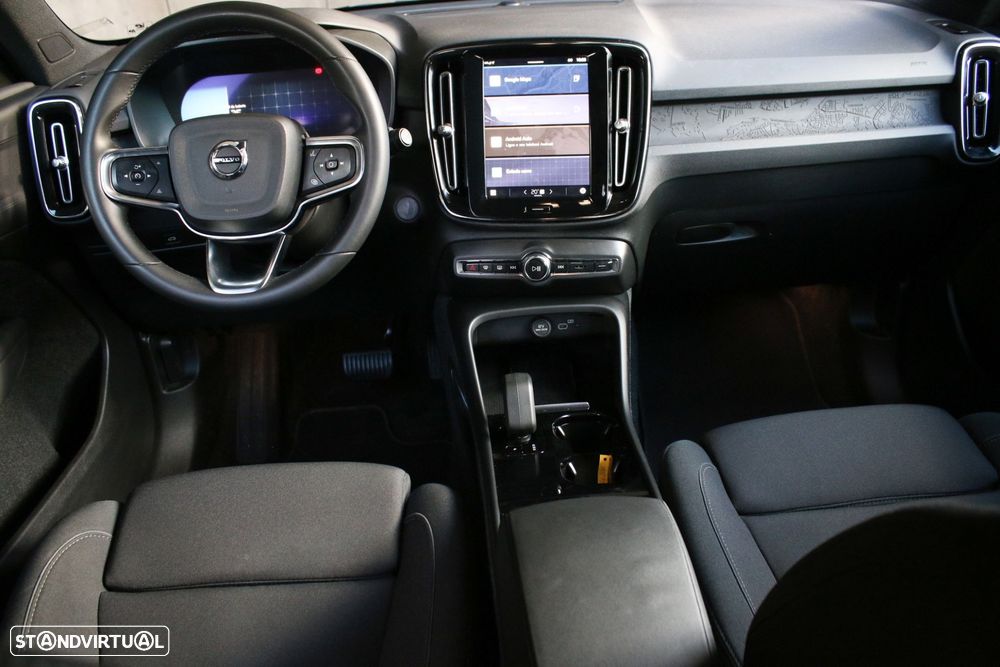 Volvo XC 40 Recharge Core - 17