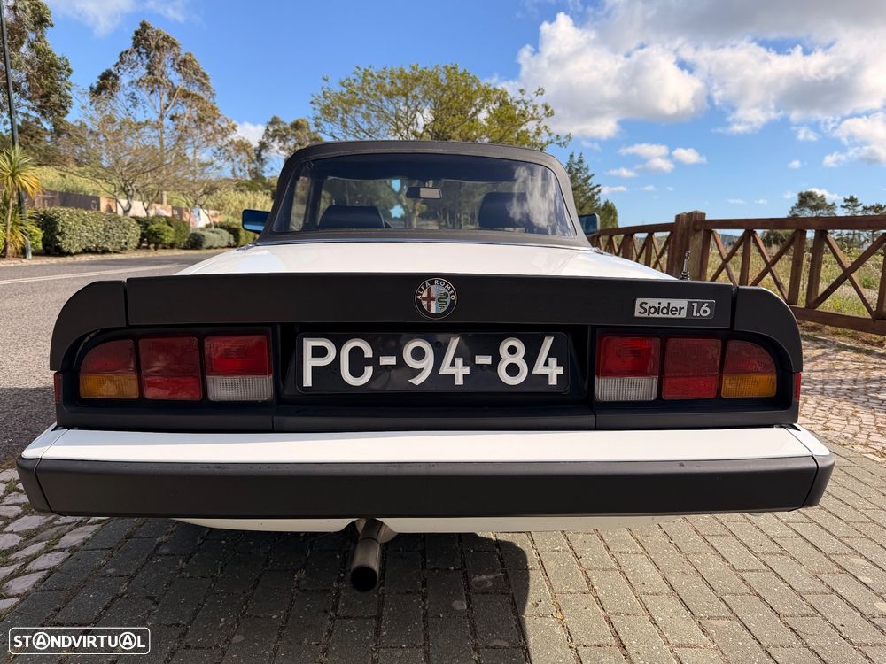 Alfa Romeo Spider 1.6 - 14