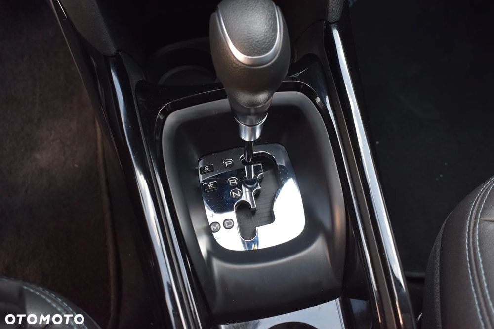 Peugeot 2008 1.2 Pure Tech GPF Crossway S&S EAT6 - 27