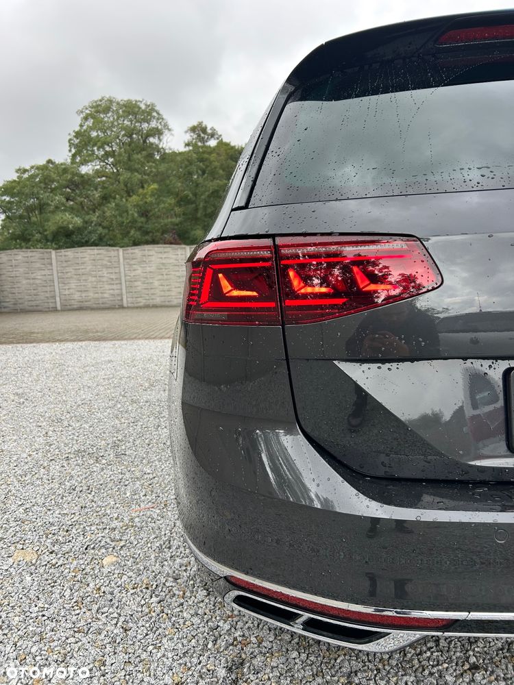 Volkswagen Passat Variant 2.0 TDI SCR DSG Business - 8