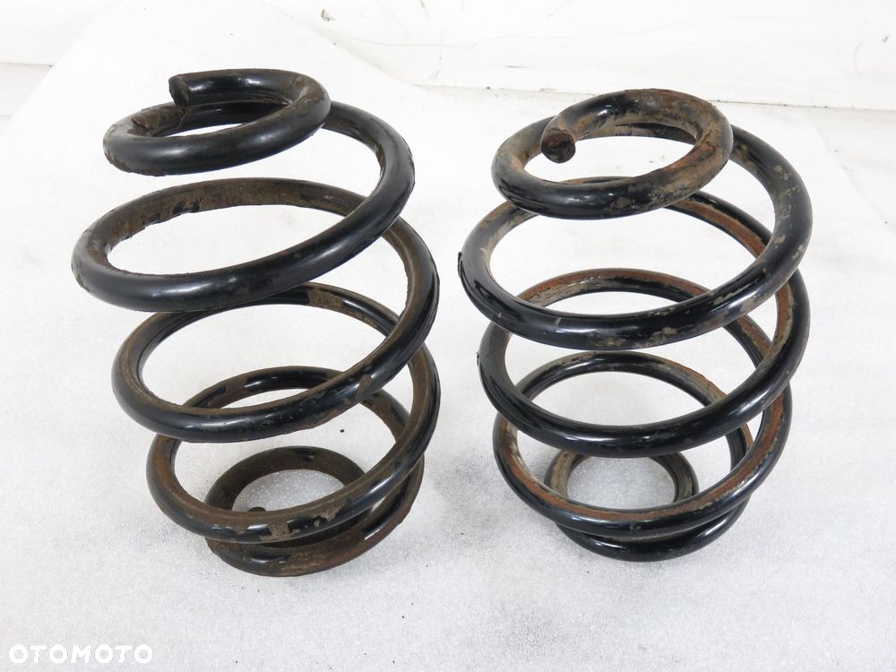 SPRĘŻYNY TYŁ KIA RETONA 2.0 TD - 6