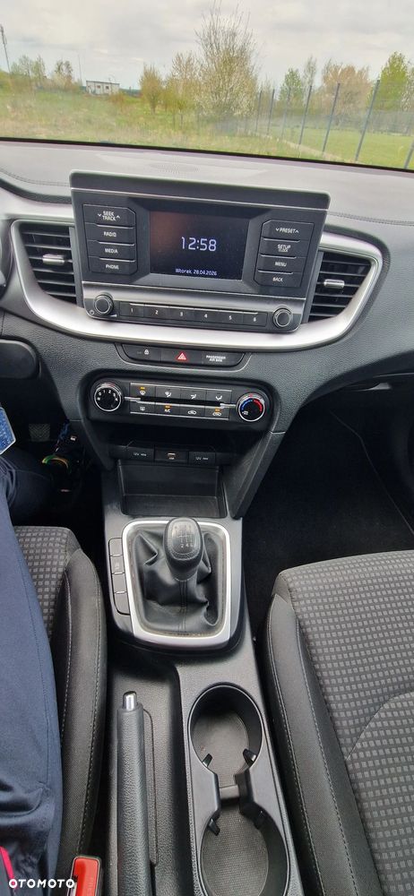 Kia Ceed 1.0 T-GDI GT-Line - 12