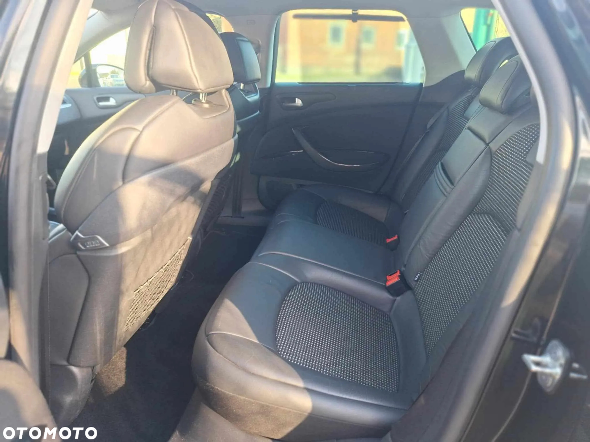 Citroën C5 Tourer HDi 165 FAP Exclusive - 14