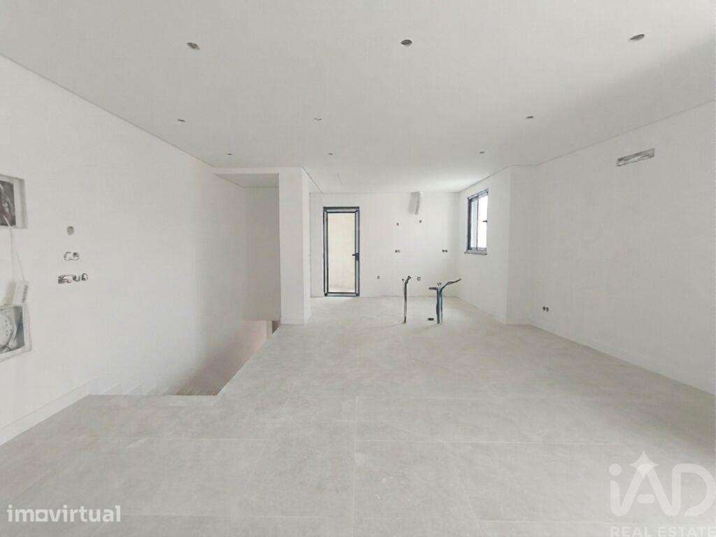 Apartamento T1 em Quarteira de 176,00 m2 - Grande imagem: 3/18