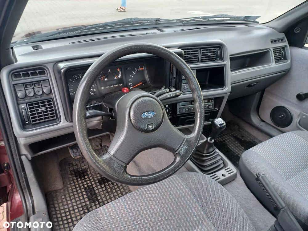Ford Sierra - 11