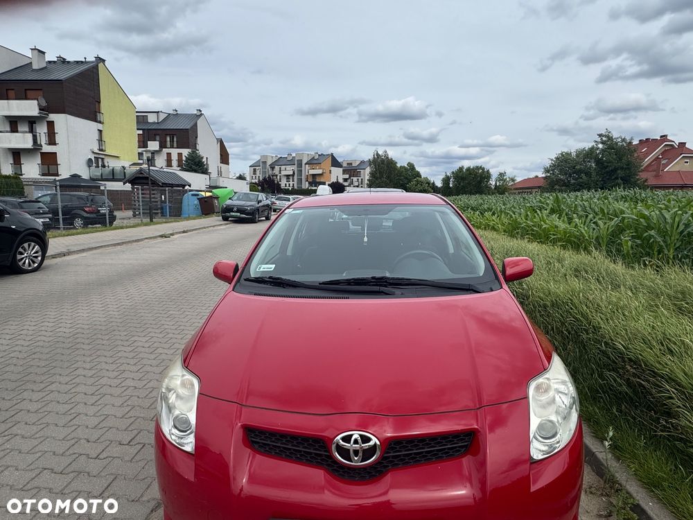 Toyota Auris - 2
