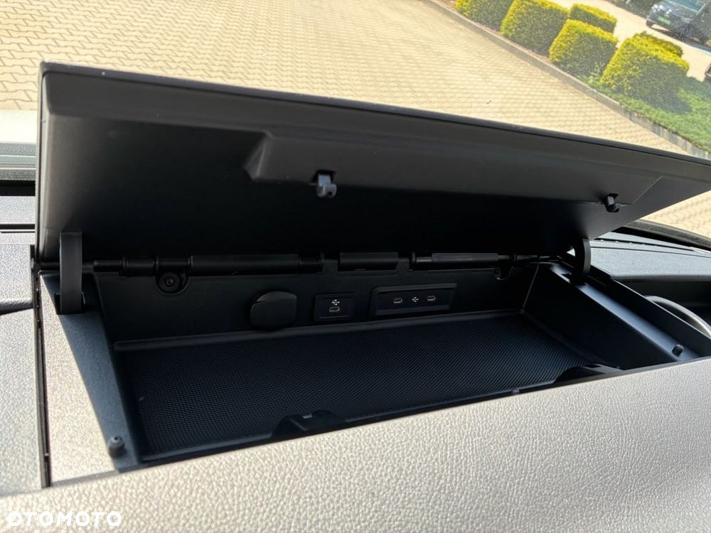 Mercedes-Benz SPRINTER 317 CDI FURGON PRO L2H2 - 16