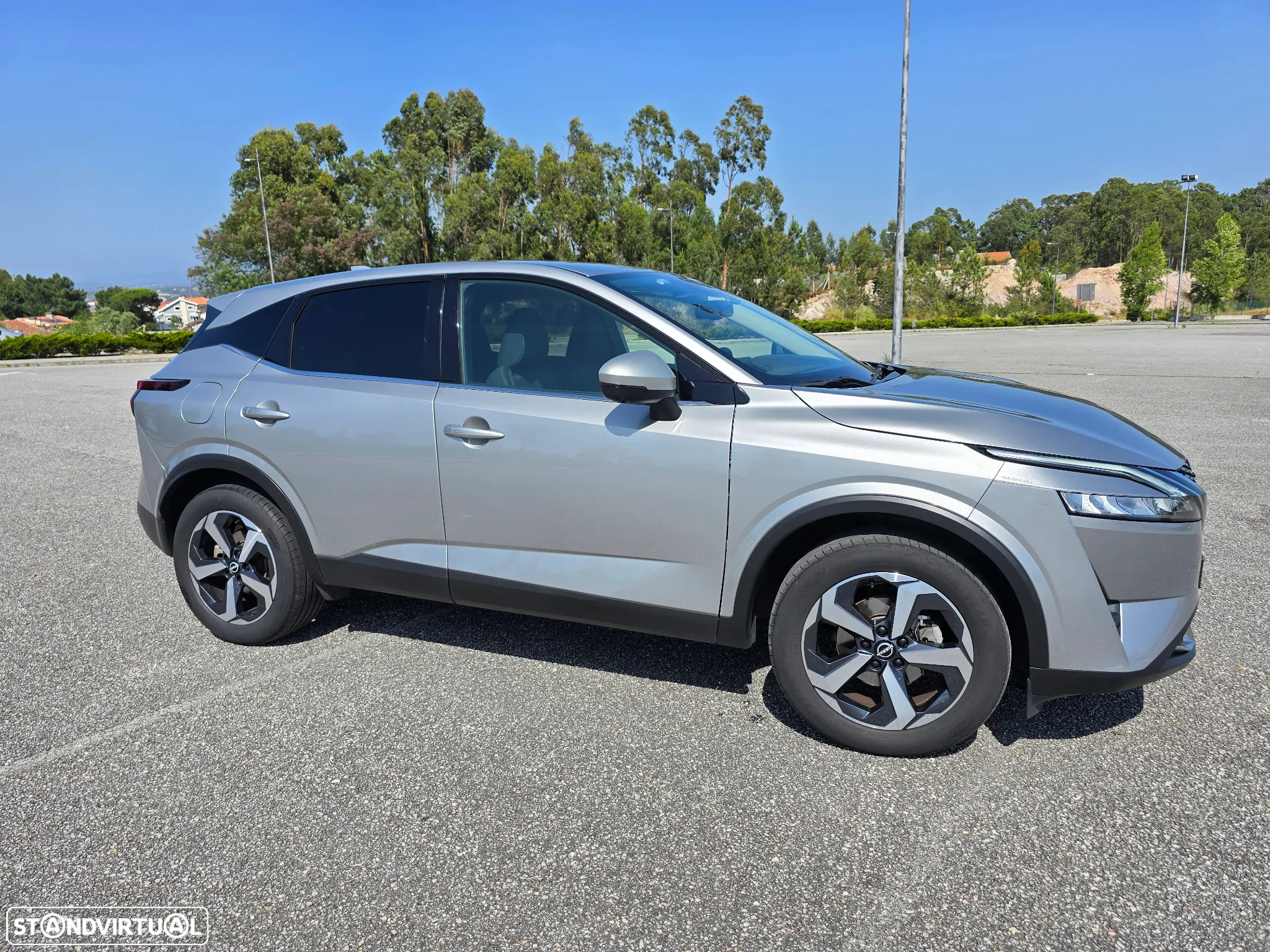 Nissan Qashqai 1.3 DIG-T N-Connecta J18 Led - 3