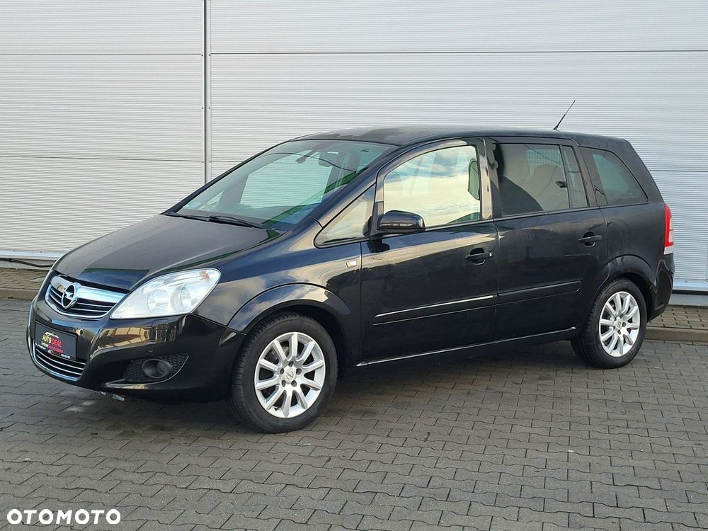 Opel Zafira - 10