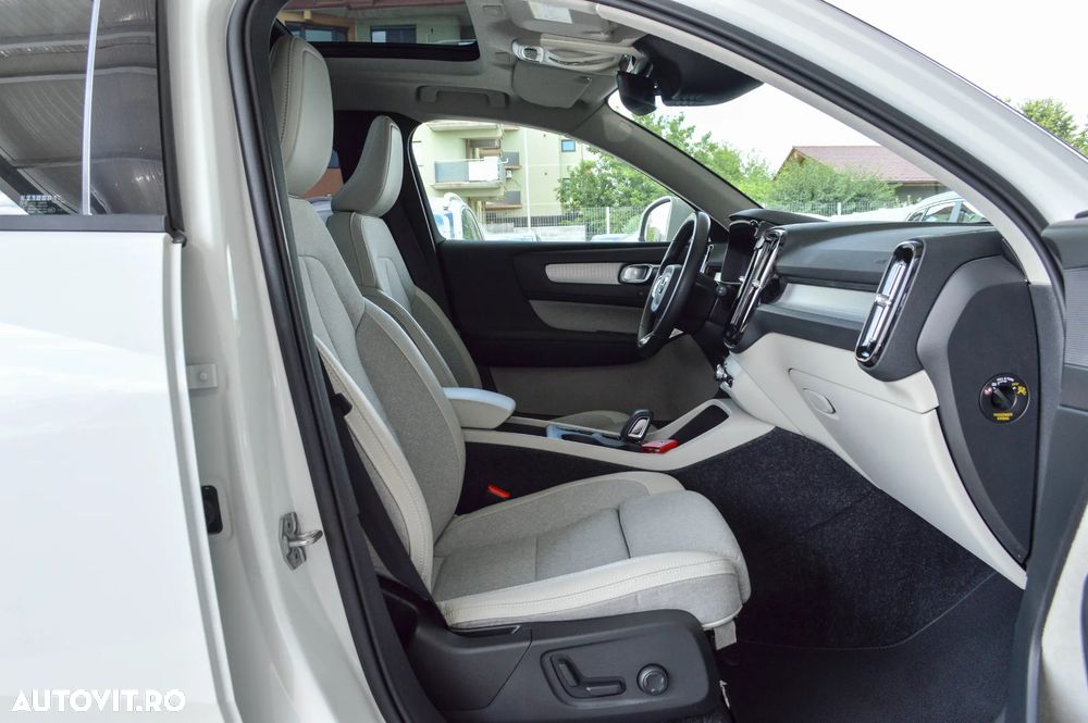 Volvo XC 40 D4 AWD Inscription - 22