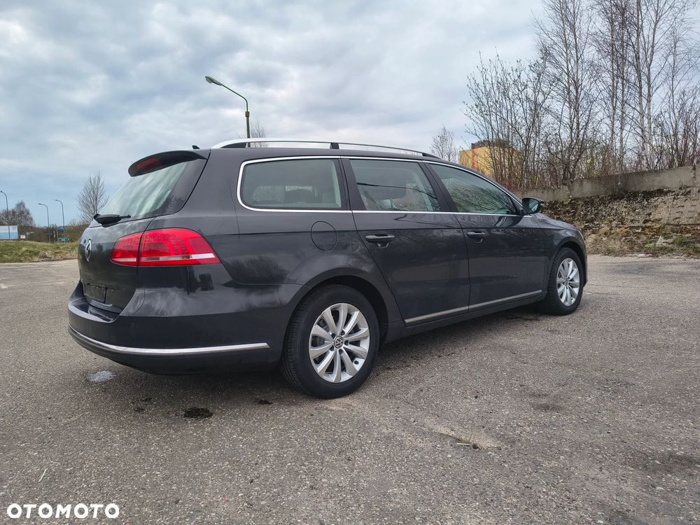 Volkswagen Passat 2.0 TDI Comfortline - 6