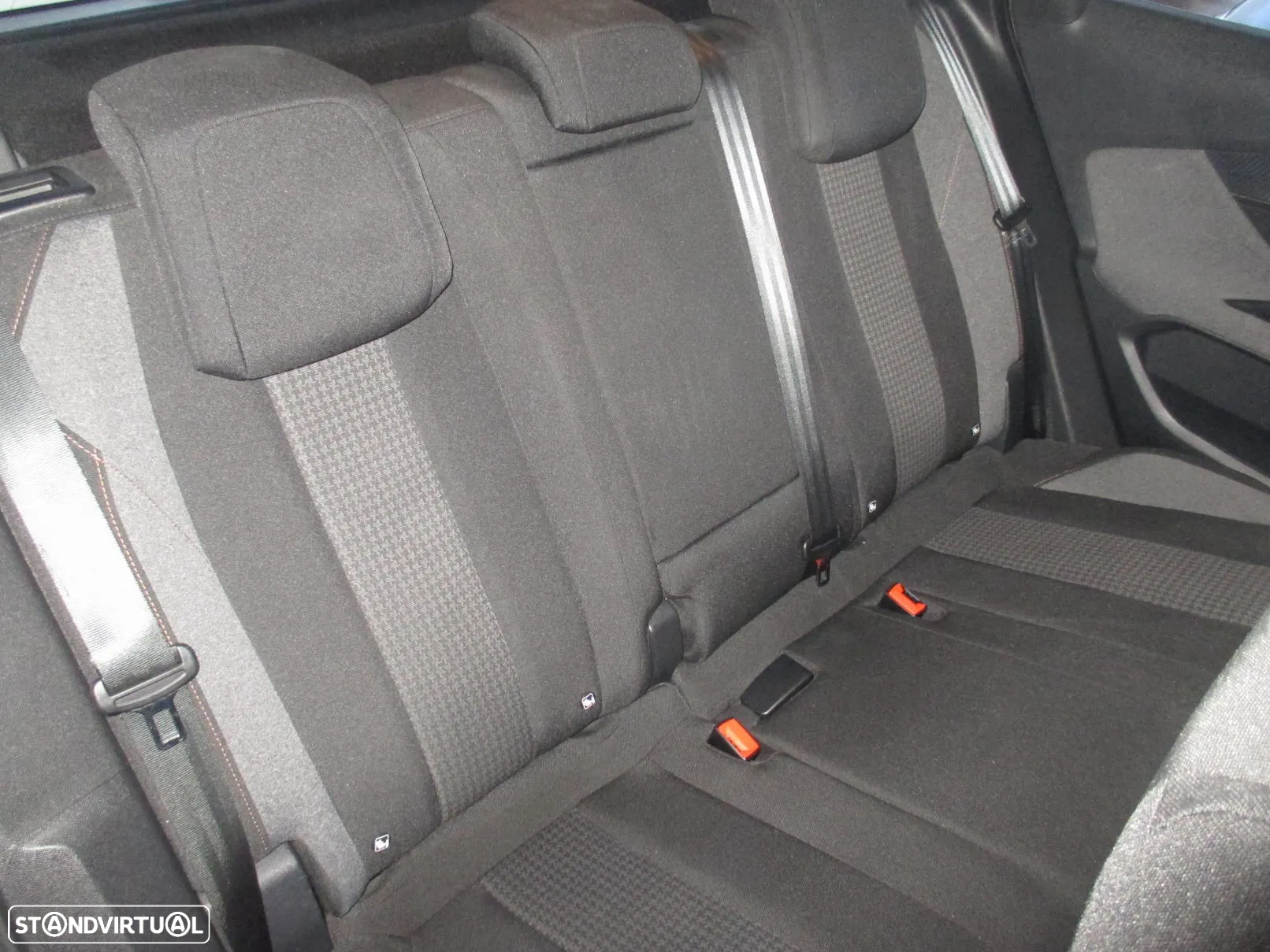 Peugeot 3008 1.5 BlueHDi Style - 16