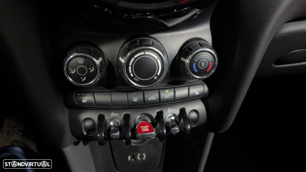 MINI 3 Portas One - 26