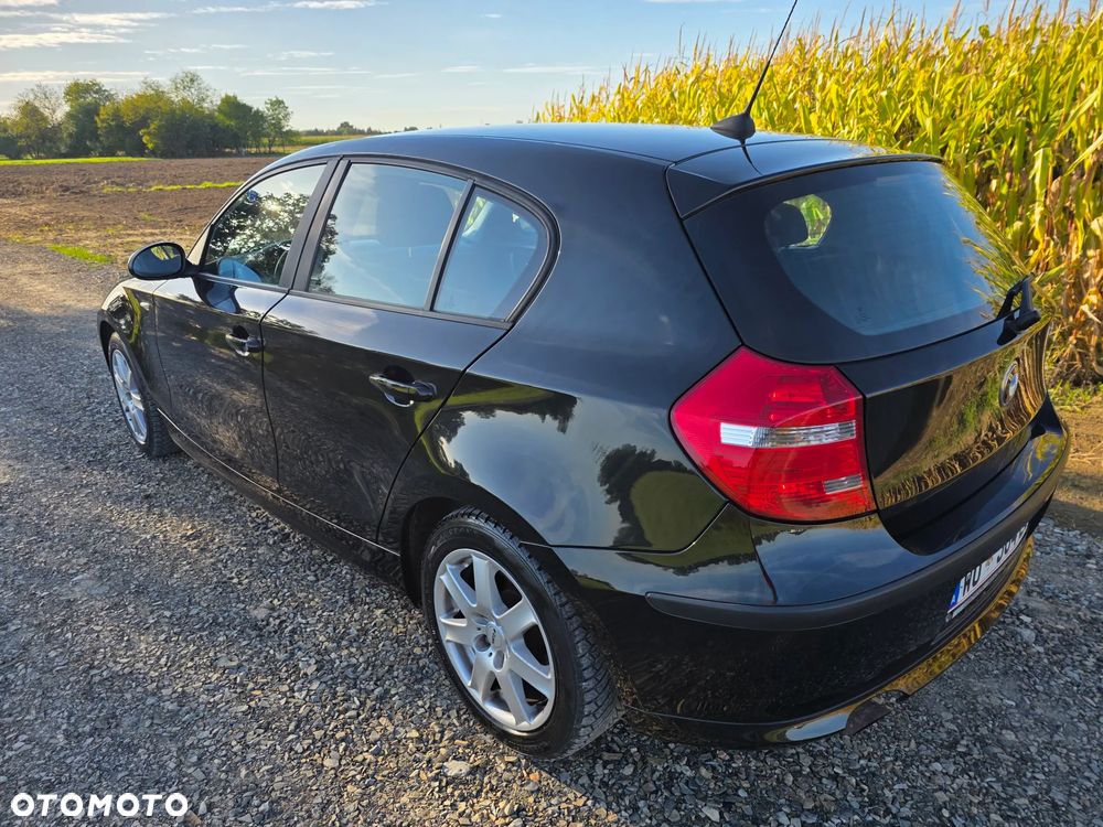 BMW Seria 1 116i - 35