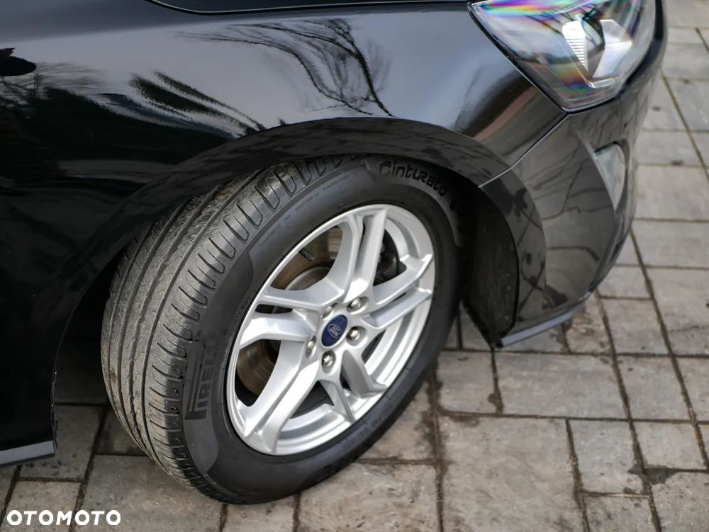 Ford Focus 2.0 EcoBlue Active Business - 4