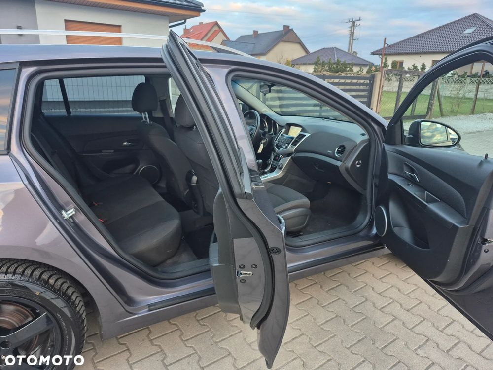 Chevrolet Cruze 1.7TD LT+ - 16