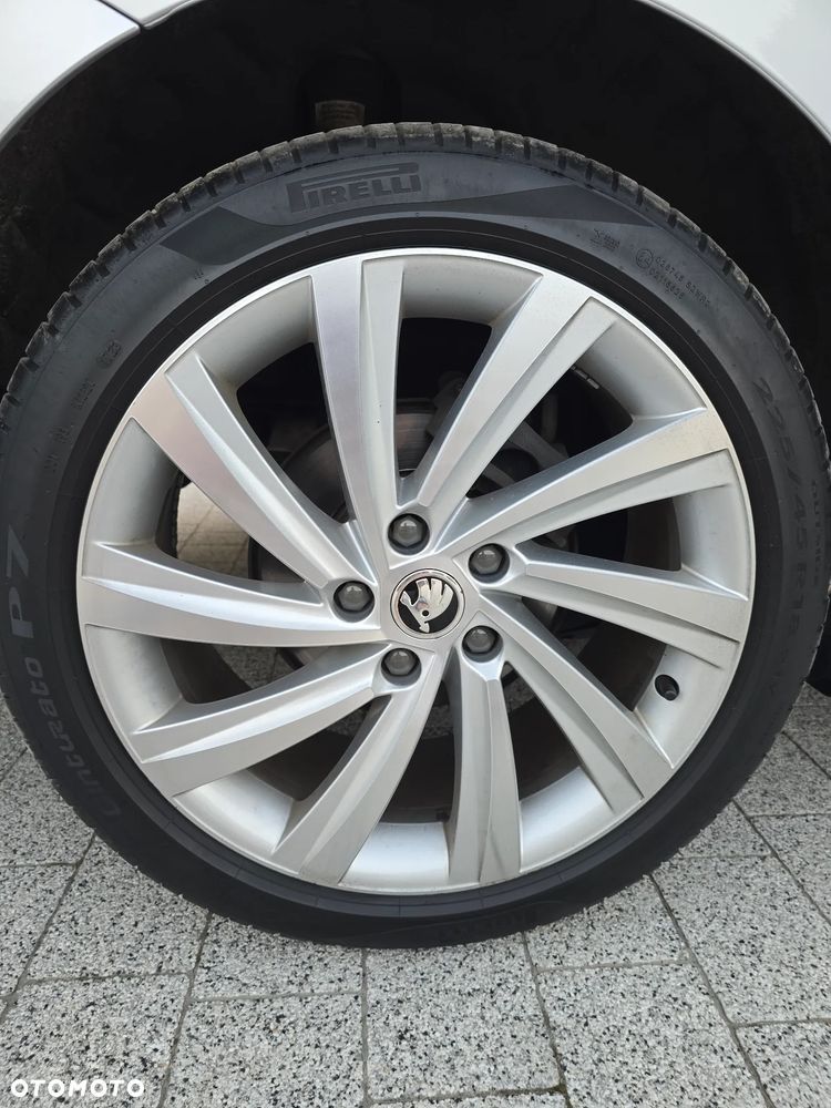 Skoda Octavia 2.0 TDI Style DSG - 28