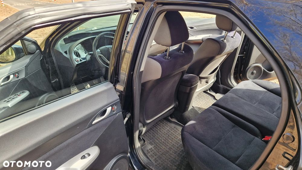 Honda Civic 1.8 Comfort - 10