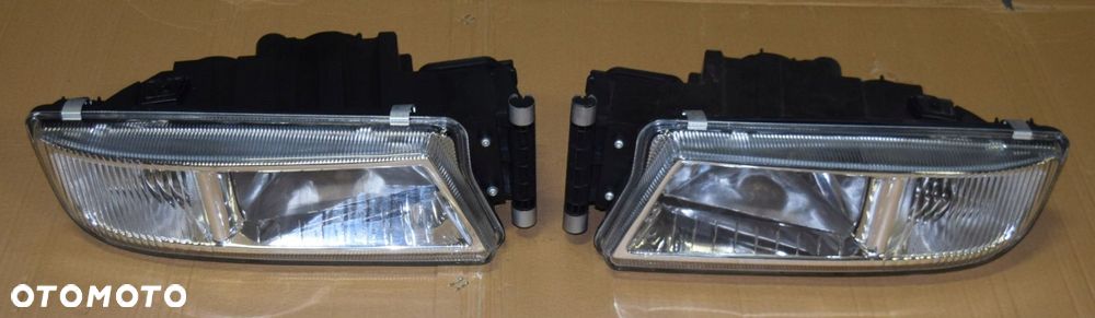 LAMPA REFLEKTOR PRZEDNI MAN TGX TGS E5 E6 NOWY! - 1