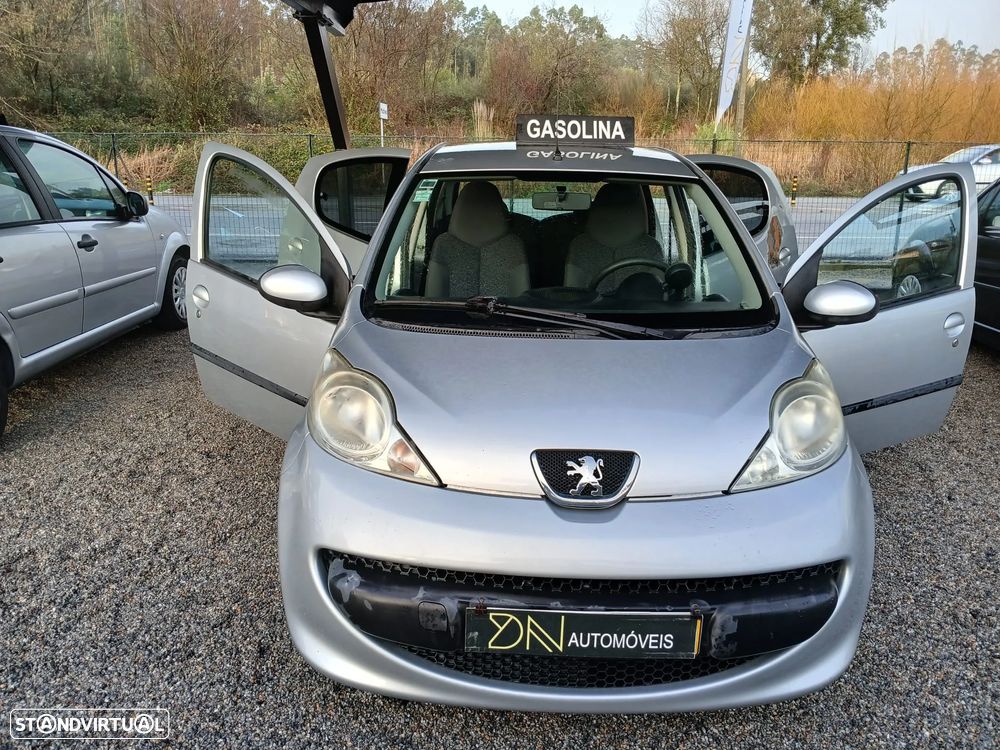 Peugeot 107 1.0 Trendy - 3