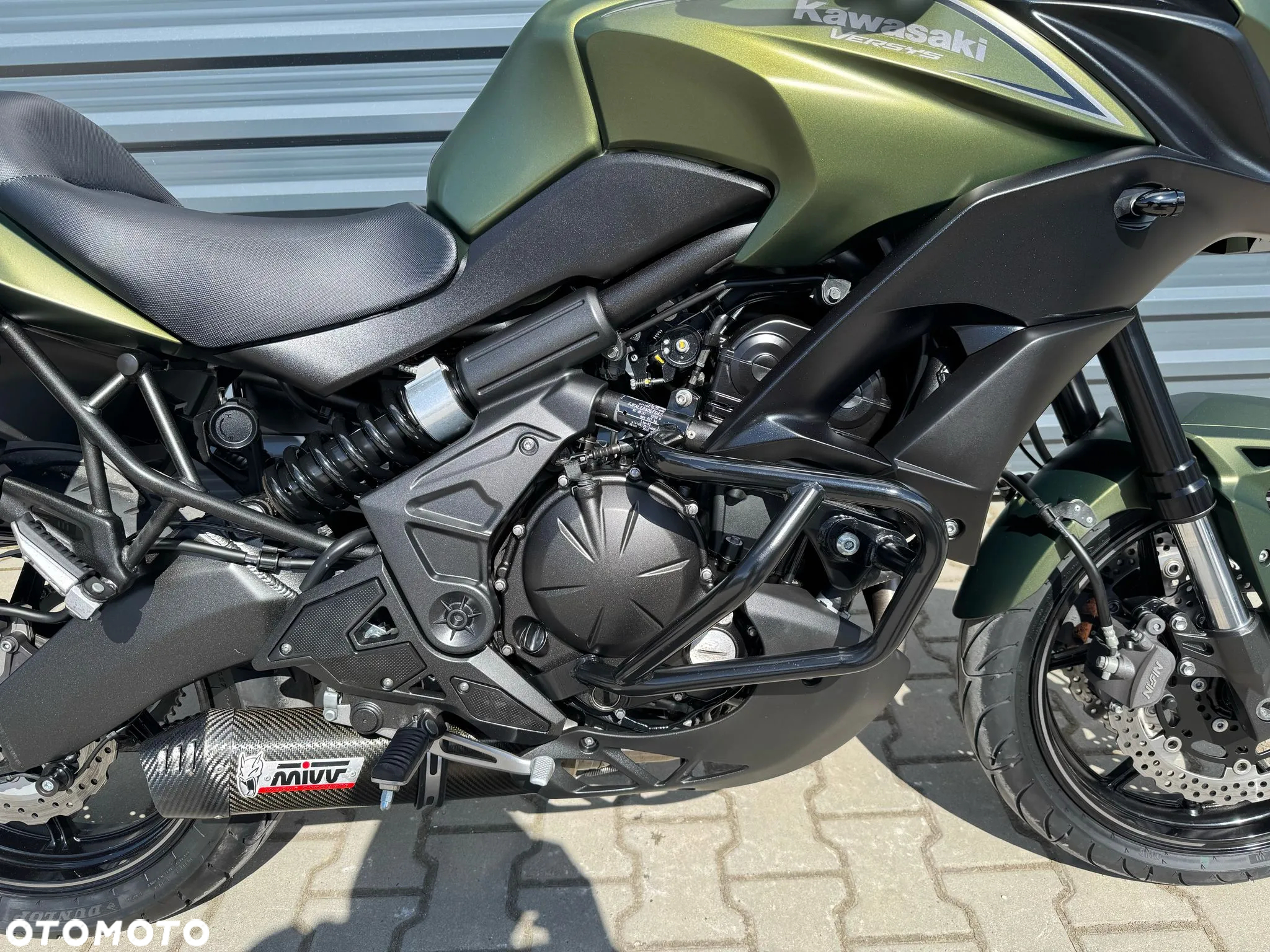 Kawasaki Versys 650 - 12