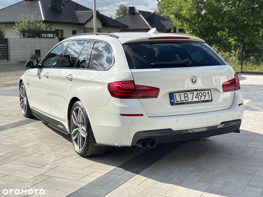 BMW Seria 5 520d M Sport - 8