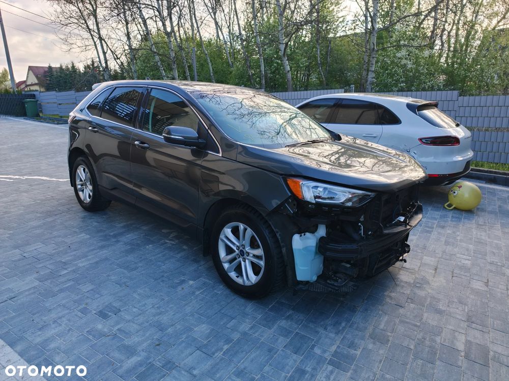 Ford Edge 2.0 EcoBlue Bi-Turbo 4x4 Titanium - 4