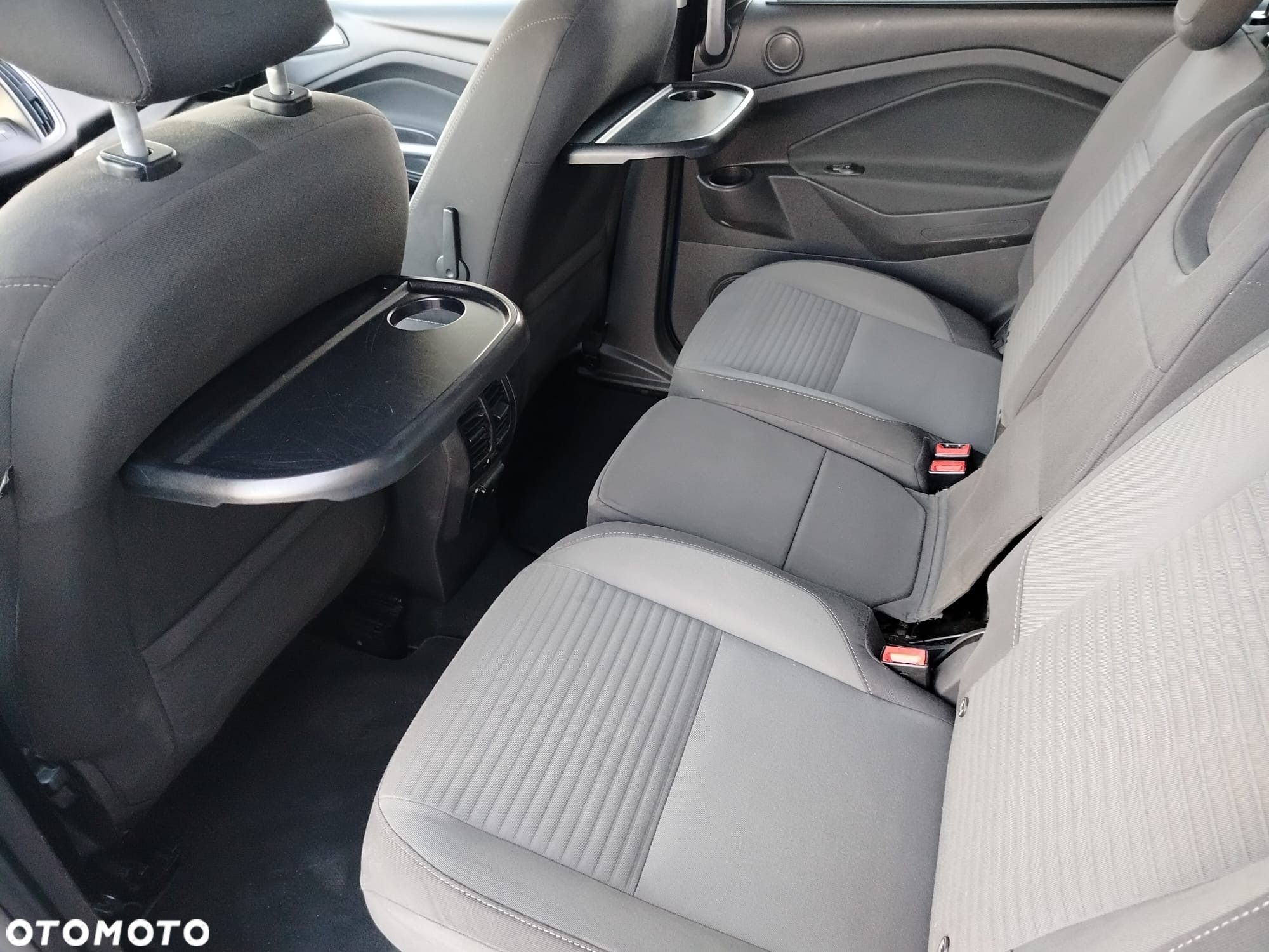 Ford Grand C-MAX 1.5 EcoBoost Start-Stopp-System Titanium - 21