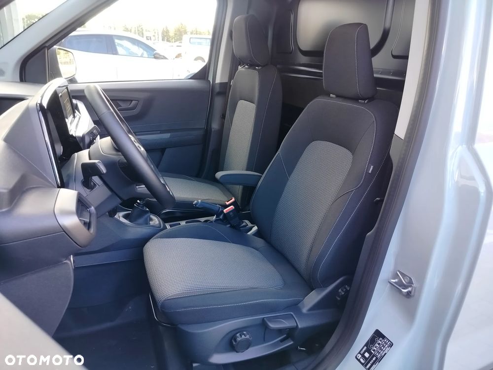 Ford Transit Courier - 4