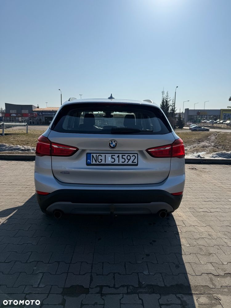 BMW X1 xDrive20d Advantage - 6