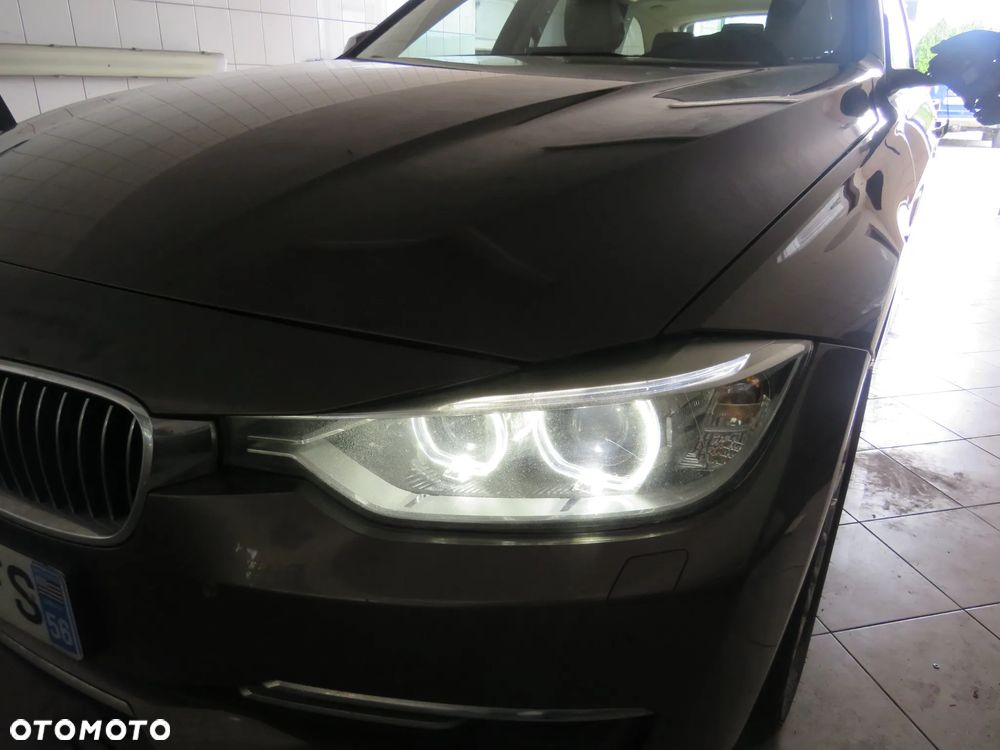 BMW Seria 3 320d Luxury Line - 22