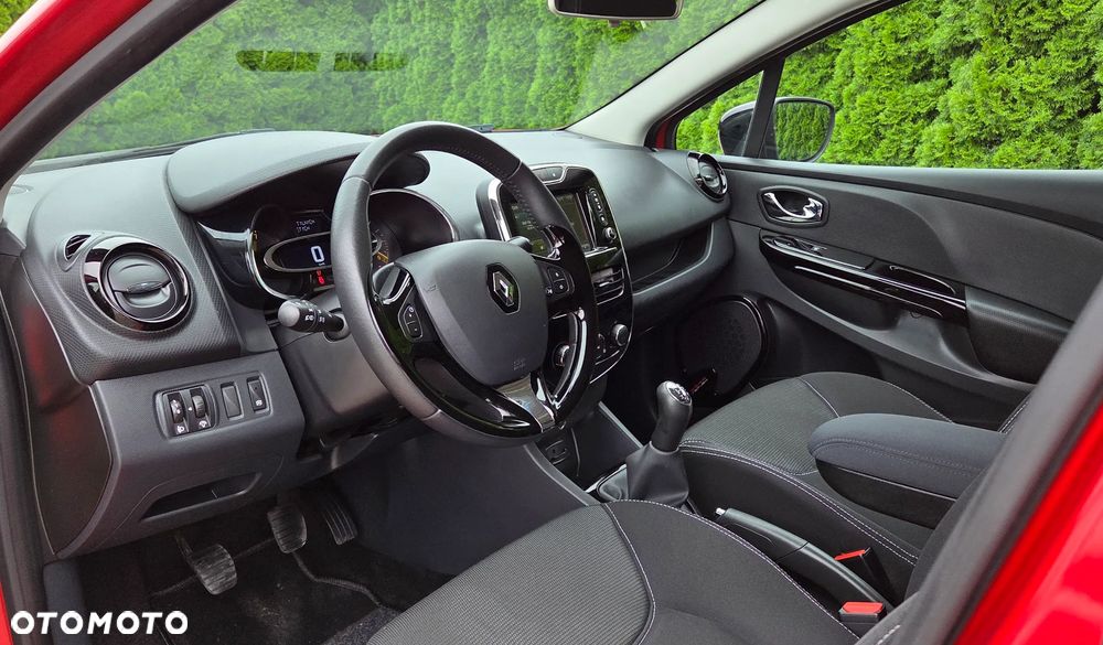Renault Clio - 21