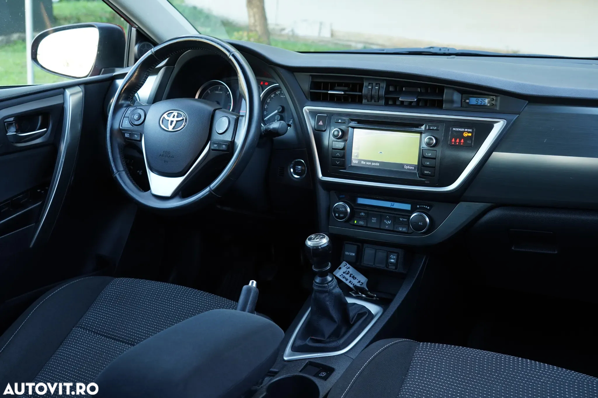 Toyota Auris 2.0 D-4D Comfort - 12