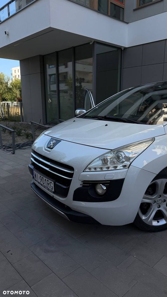 Peugeot 3008 2.0 HDi HYbrid4 - 12