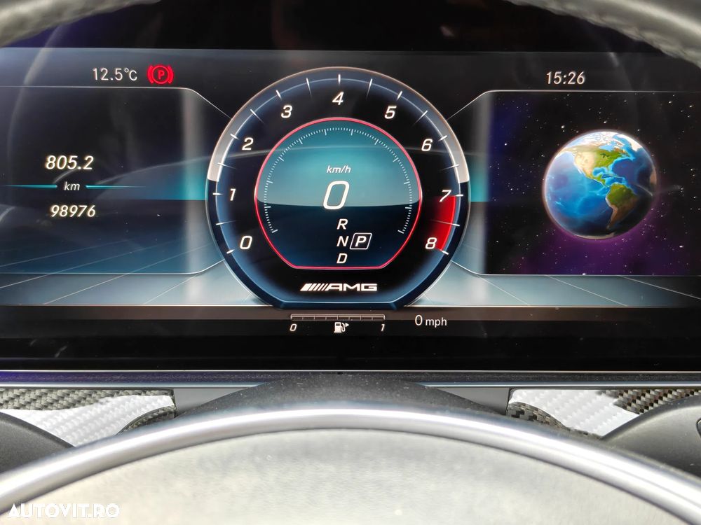 Mercedes-Benz E AMG 63 4Matic AMG Speedshift 9G-MCT - 29