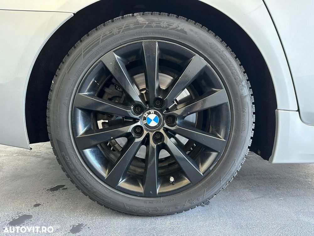 BMW Seria 5 520d xDrive AT - 10