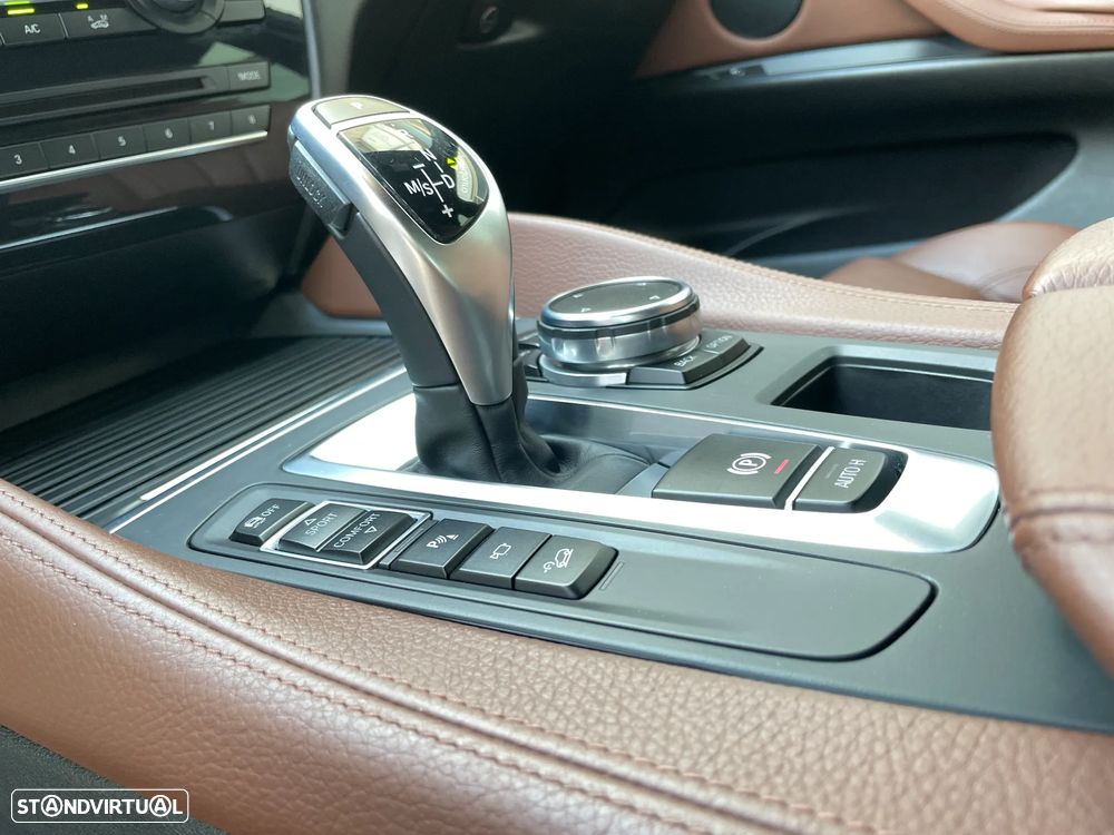 BMW X6 40 d xDrive Pack M - 26