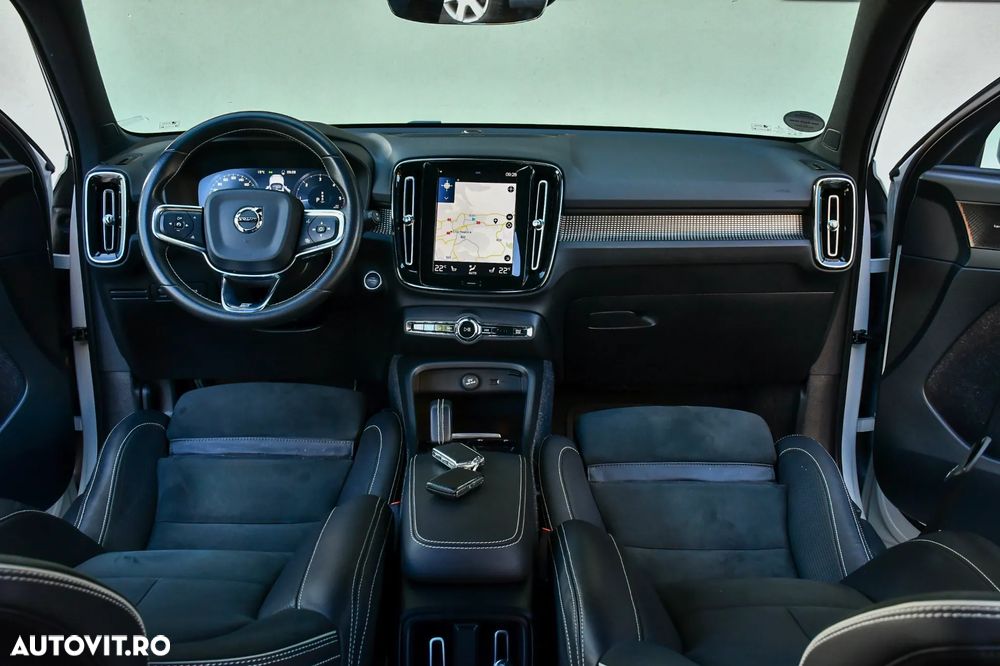 Volvo XC 40 D4 AWD Geartronic R-Design - 7