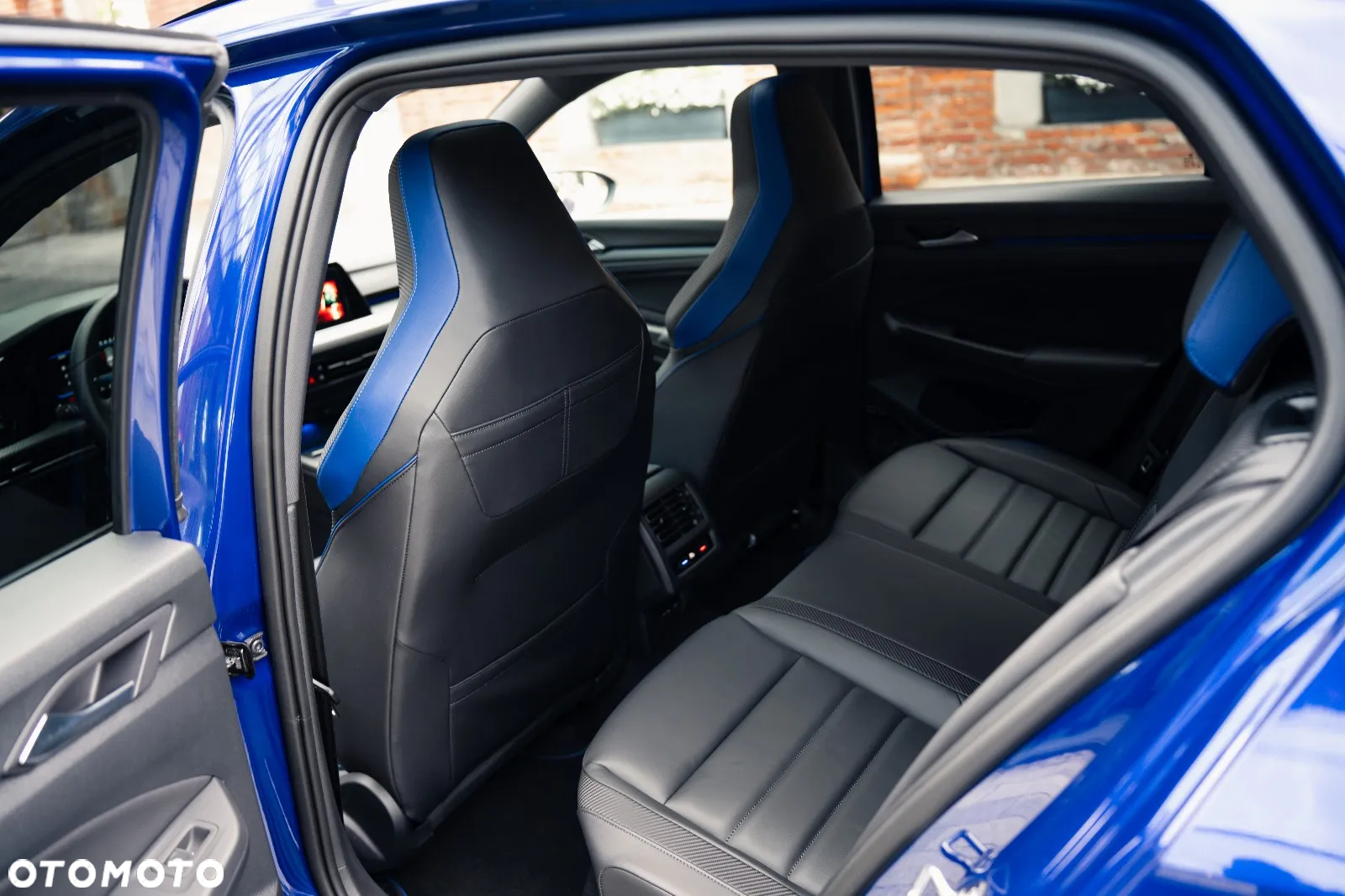 Volkswagen Golf 2.0 TSI OPF 4Motion DSG R - 26
