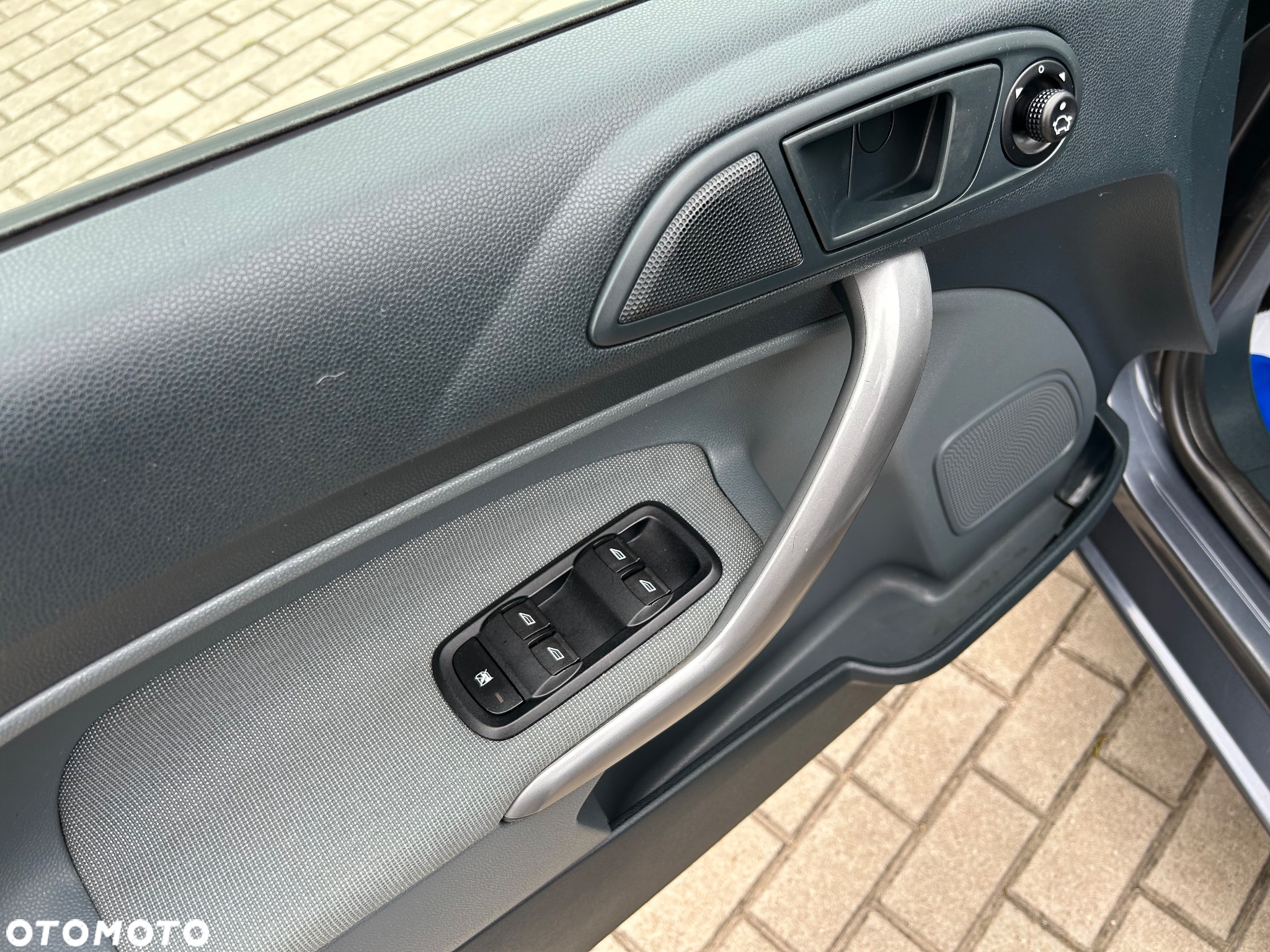 Ford Fiesta 1.25 Ambiente - 14