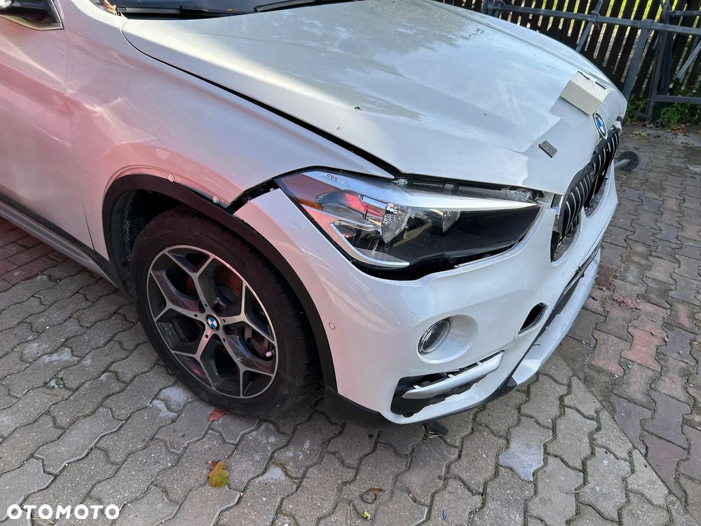 BMW X1 xDrive25i xLine - 12